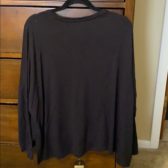 Light V Neck Sweater - Picture 3 of 4